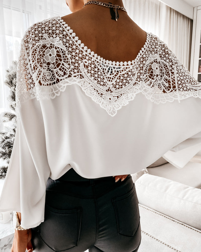 Haut manches dolman col dentelle