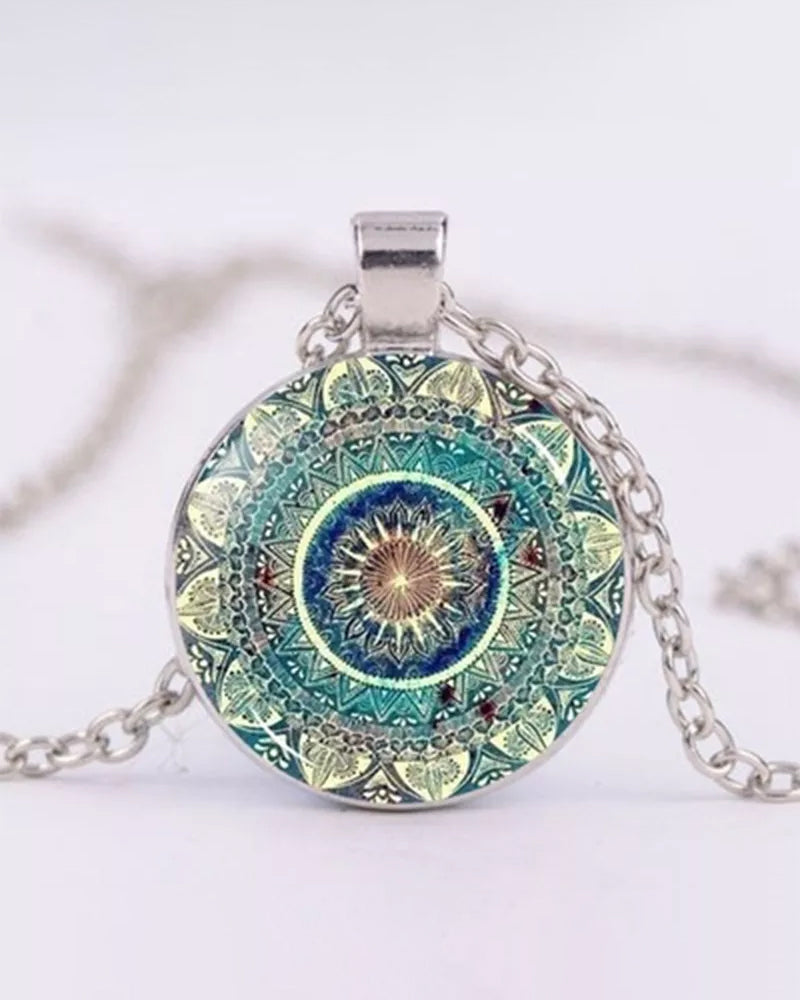 Ensemble collier de pierres précieuses fleur de mandala